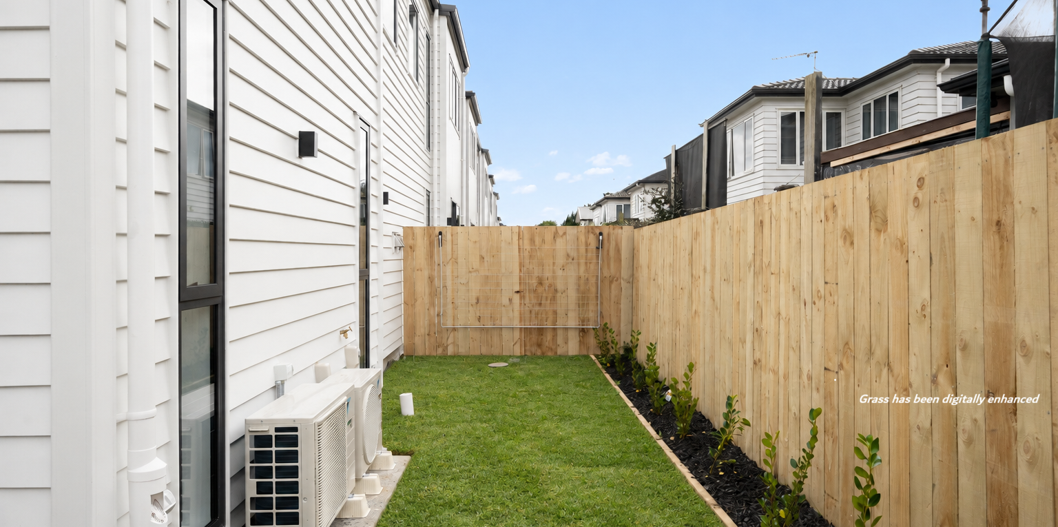 Private rear outdoor area at 166 Princes Street East