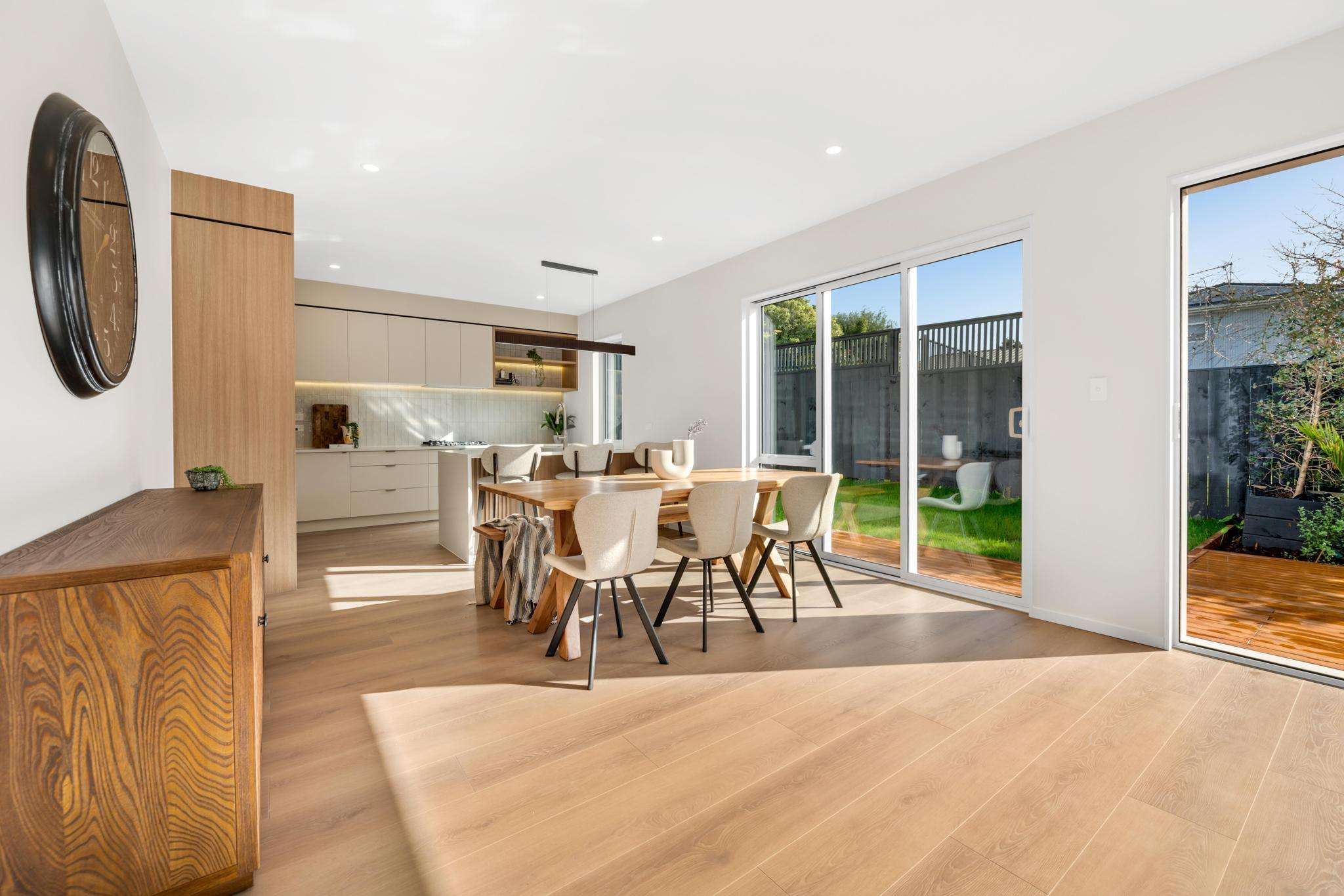 Dining and kitchen beside the garden
